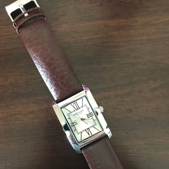 Leather Kenneth Cole Watch - Picture 6 of 6